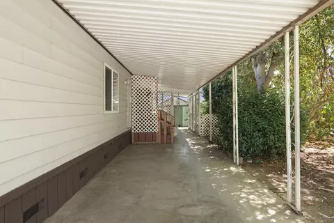 Exterior - 8251 N Waverly Rd, Linden, CA 95236 photo 9 of 26