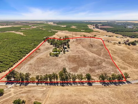 View/Area - 8251 N Waverly Rd, Linden, CA 95236 photo 3 of 23