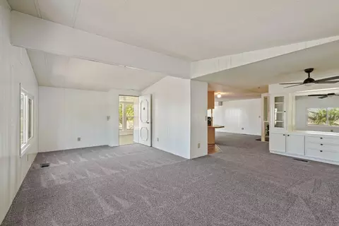 Living - 8251 N Waverly Rd, Linden, CA 95236 photo 6 of 9