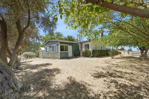 Exterior - 8251 N Waverly Rd, Linden, CA 95236 photo 15 of 26