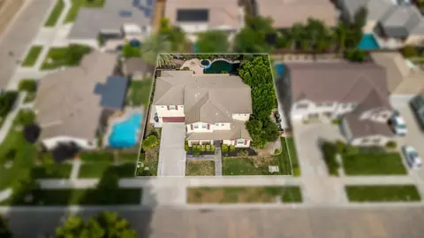 View/Area - 984 Mcveigh Way, Ripon, CA 95366 photo 1 of 6