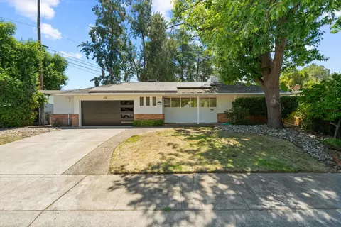 5035 E St, Sacramento, CA 95819