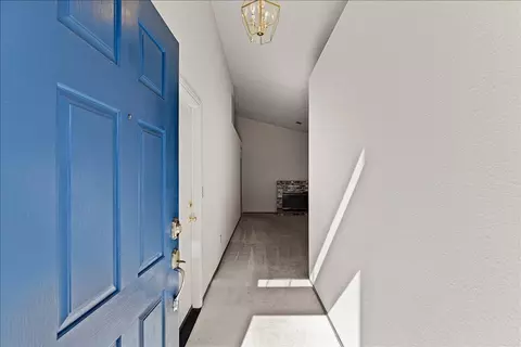 Entry Way - 2005 Eagle Pl, Lodi, CA 95240 photo 1 of 1