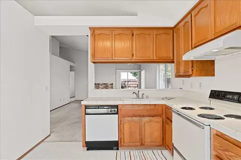 Kitchen - 2005 Eagle Pl, Lodi, CA 95240 photo 5 of 5