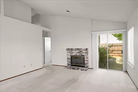 Living - 2005 Eagle Pl, Lodi, CA 95240 photo 8 of 10