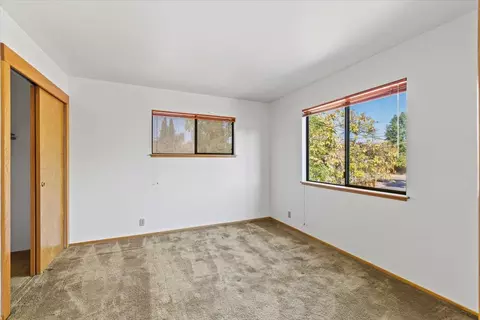Bedroom - 7320 Lincoln Ave, Carmichael, CA 95608 photo 2 of 3