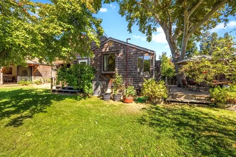 Exterior - 7320 Lincoln Ave, Carmichael, CA 95608 photo 9 of 13