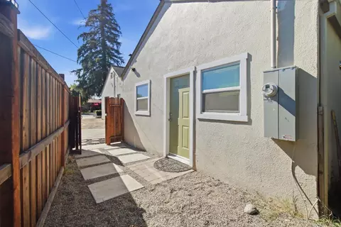 Exterior - 1999 Highland Dr, Merced, CA 95340 photo 4 of 11