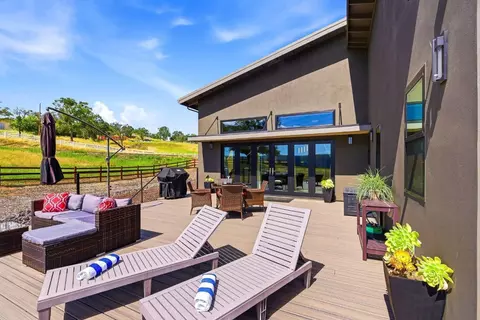 Exterior - 2033 Quiver St, Copperopolis, CA 95228 photo 6 of 21