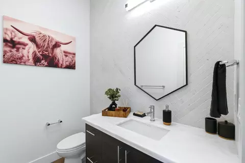 Bath - 2033 Quiver St, Copperopolis, CA 95228 photo 3 of 10