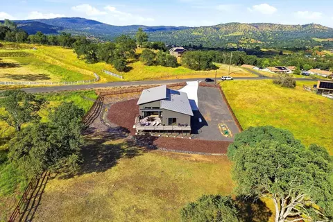View/Area - 2033 Quiver St, Copperopolis, CA 95228 photo 4 of 6