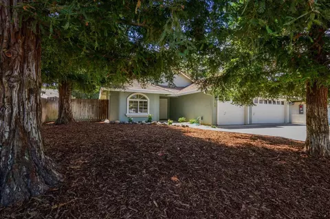 Exterior - 118 Broadview Ln, Winters, CA 95694 photo 4 of 9