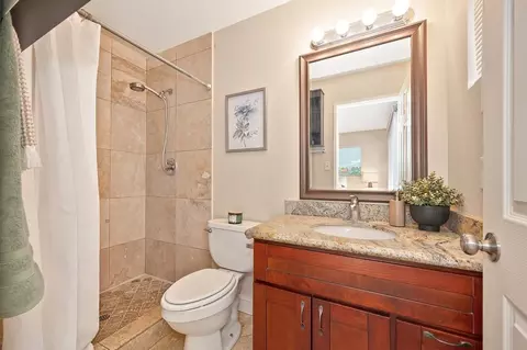 Bath - 7944 Bellingrath Dr, Elverta, CA 95626 photo 2 of 2