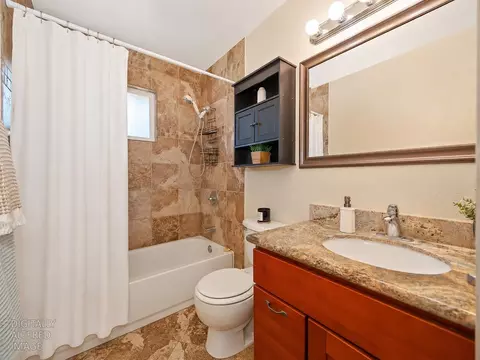 Bath - 7944 Bellingrath Dr, Elverta, CA 95626 photo 1 of 2