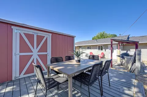 Exterior - 7944 Bellingrath Dr, Elverta, CA 95626 photo 9 of 18