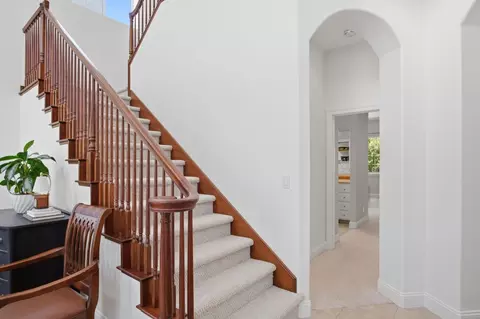 Entry Way - 2835 Castleview Dr, Turlock, CA 95382 photo 2 of 3