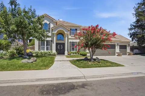 2835 Castleview Dr, Turlock, CA 95382