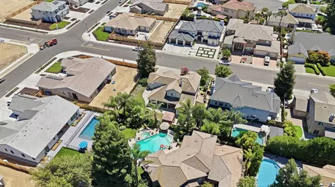 View/Area - 2835 Castleview Dr, Turlock, CA 95382 photo 1 of 10