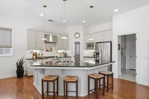 Kitchen - 2835 Castleview Dr, Turlock, CA 95382 photo 2 of 4