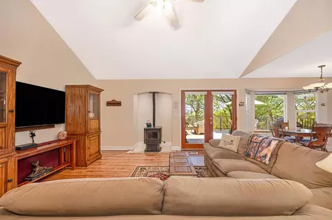 Living - 1975 Union Ridge Rd, Placerville, CA 95667 photo 1 of 3