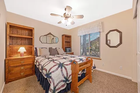 Bedroom - 1975 Union Ridge Rd, Placerville, CA 95667 photo 5 of 7