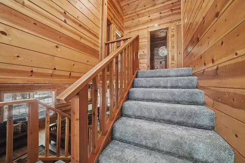 Entry Way - 19720 Bear Ct, Volcano, CA 95689 photo 4 of 6