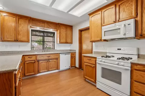 Kitchen - 2743 Brown Bear Trl, Cool, CA 95614 photo 2 of 3