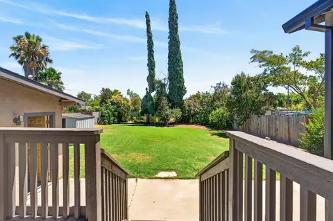 6572 Juneau Way, North Highlands, CA 95660