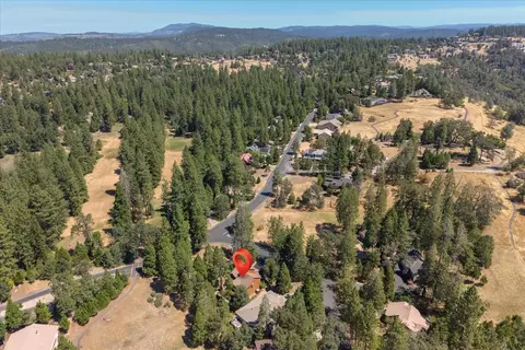 View/Area - 1554 Vine Maple, Murphys, CA 95247 photo 4 of 9