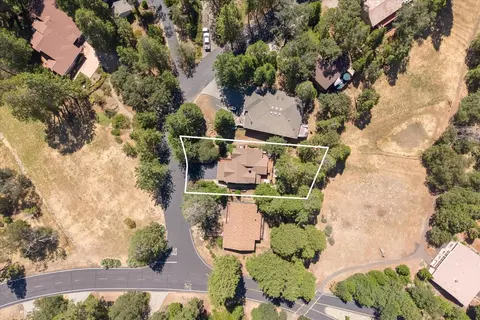 View/Area - 1554 Vine Maple, Murphys, CA 95247 photo 2 of 9