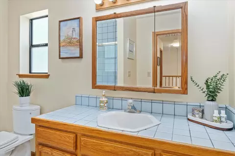 Bath - 1554 Vine Maple, Murphys, CA 95247 photo 4 of 5