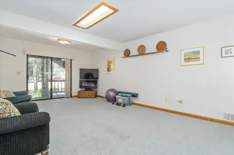 Living - 1554 Vine Maple, Murphys, CA 95247 photo 4 of 4