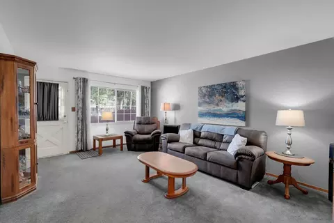 Living - 201 Bruce Ct, Modesto, CA 95350 photo 1 of 3