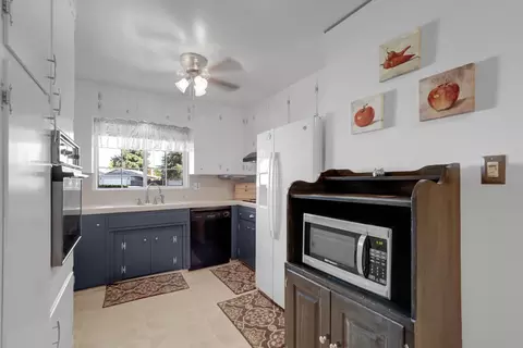 Kitchen - 201 Bruce Ct, Modesto, CA 95350 photo 1 of 3