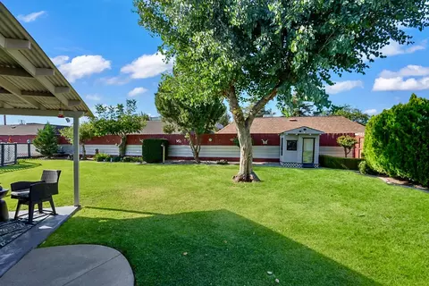 Exterior - 201 Bruce Ct, Modesto, CA 95350 photo 4 of 9