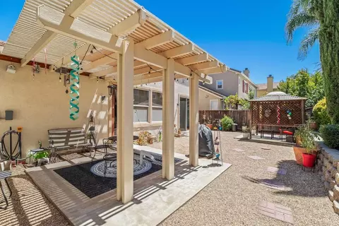 Exterior - 521 Mcdowell Way, Tracy, CA 95377 photo 14 of 17