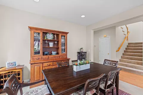 Dining - 521 Mcdowell Way, Tracy, CA 95377 photo 2 of 5
