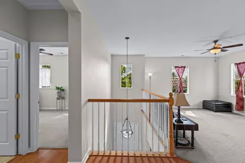 Entry Way - 521 Mcdowell Way, Tracy, CA 95377 photo 6 of 8