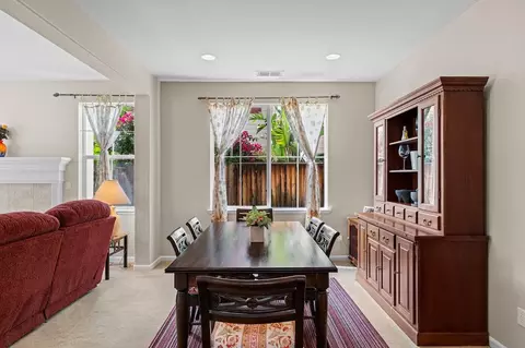 Dining - 521 Mcdowell Way, Tracy, CA 95377 photo 1 of 5