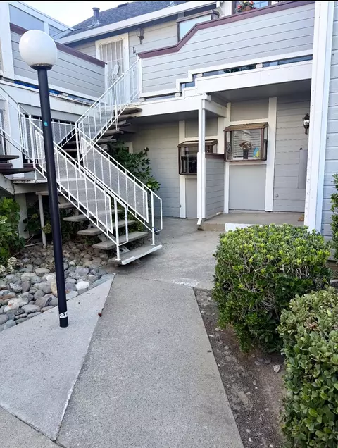 7401 Auburn Oaks Ct #K, Citrus Heights, CA 95621