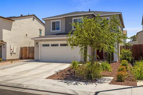 Exterior - 6422 Maple Leaf Ln, Riverbank, CA 95367 photo 2 of 8