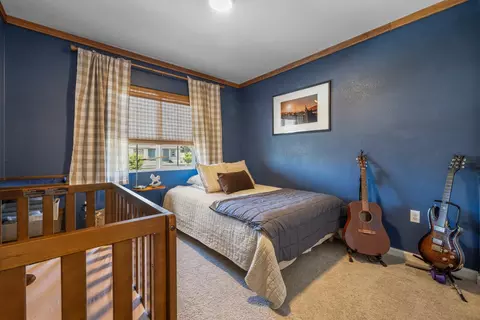 Bedroom - 6422 Maple Leaf Ln, Riverbank, CA 95367 photo 3 of 4