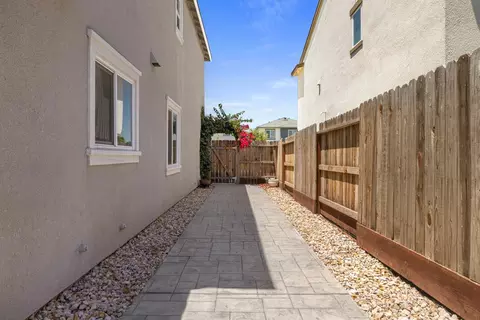 Exterior - 6422 Maple Leaf Ln, Riverbank, CA 95367 photo 8 of 8