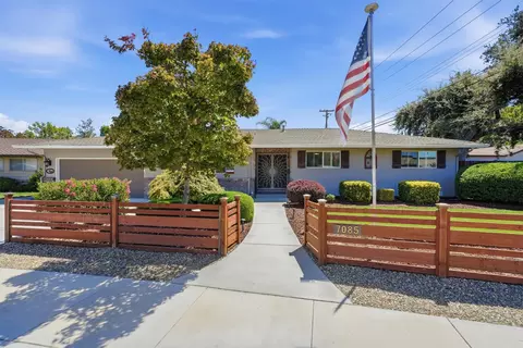 7085 Amherst St, Sacramento, CA 95822