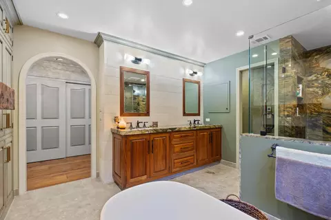 Bath - 230 Laurelwood Ln, Ripon, CA 95366 photo 5 of 5