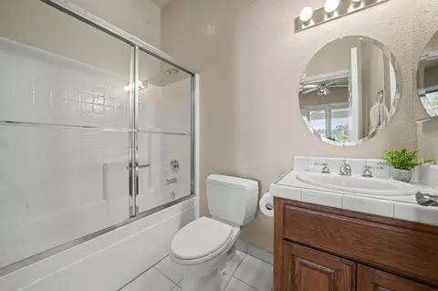 Bath - 1137 Shoreline Ct, Copperopolis, CA 95228 photo 5 of 5