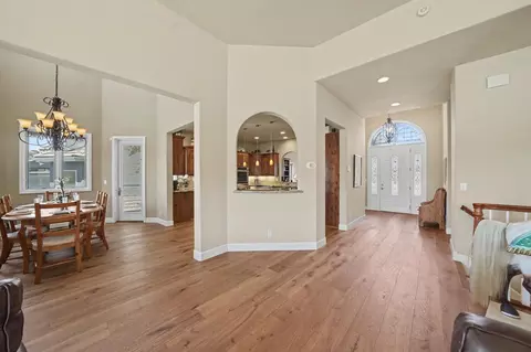Entry Way - 1137 Shoreline Ct, Copperopolis, CA 95228 photo 4 of 5
