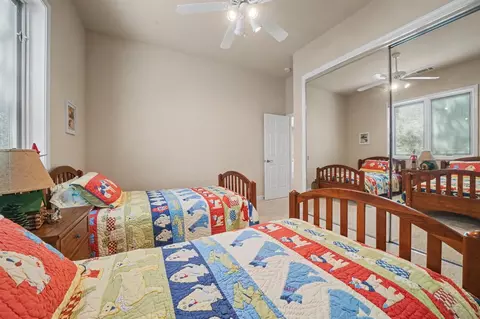 Bedroom - 1137 Shoreline Ct, Copperopolis, CA 95228 photo 8 of 10