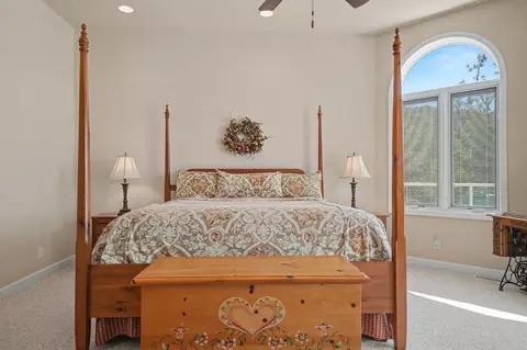 Bedroom - 1137 Shoreline Ct, Copperopolis, CA 95228 photo 2 of 10