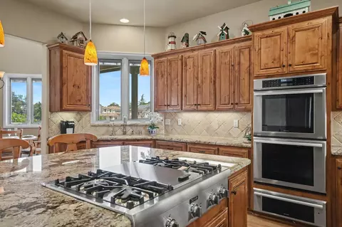 Kitchen - 1137 Shoreline Ct, Copperopolis, CA 95228 photo 4 of 9